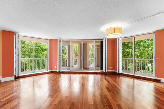 790 Andrews Avenue C206, Delray Beach, FL 33483
