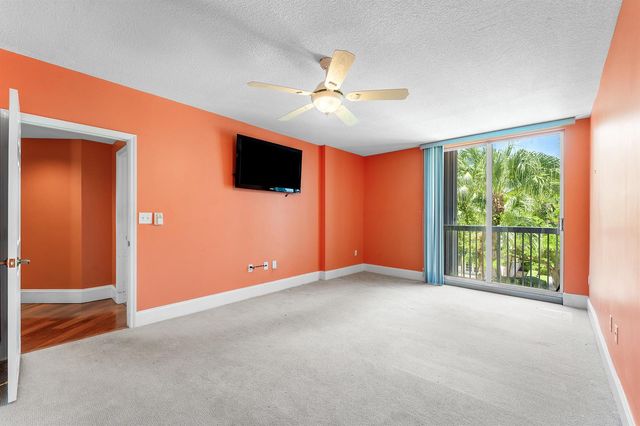 790 Andrews Avenue C206, Delray Beach, FL 33483