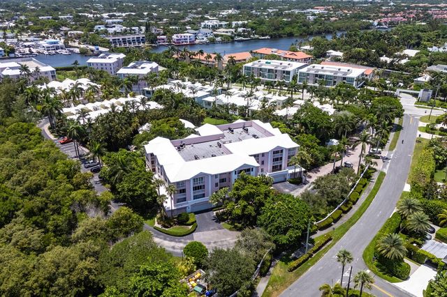 790 Andrews Avenue C206, Delray Beach, FL 33483