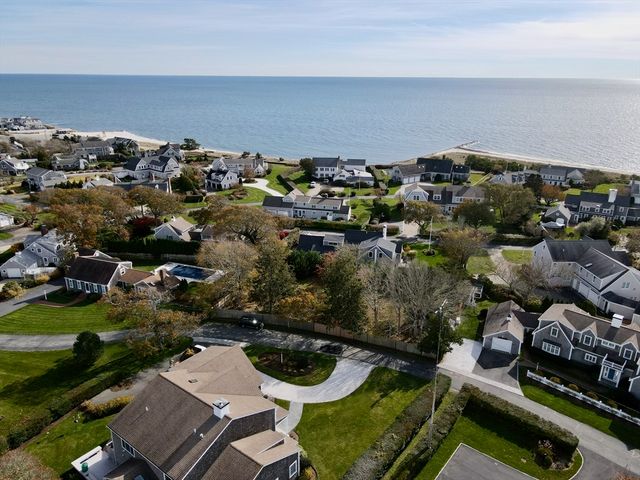 19 Riverway, Harwich, MA 02671