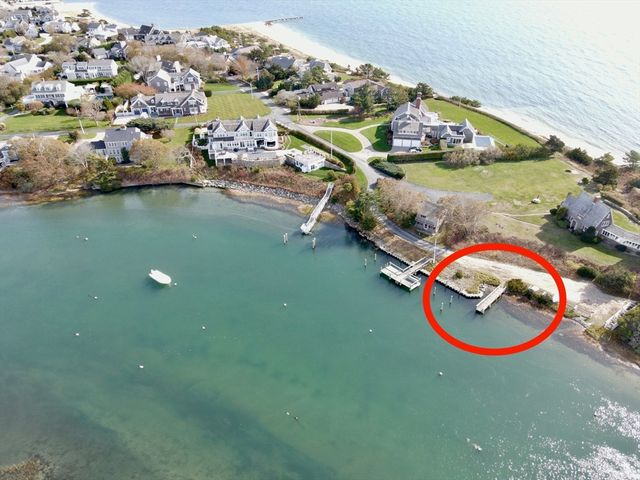 19 Riverway, Harwich, MA 02671