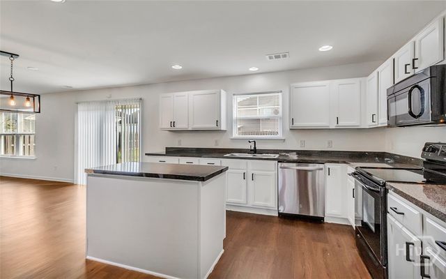 40 Burnt Oak Road, Port Wentworth, GA 31407