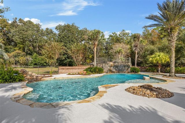 7106 NW 18TH AVENUE, Gainesville, FL 32605
