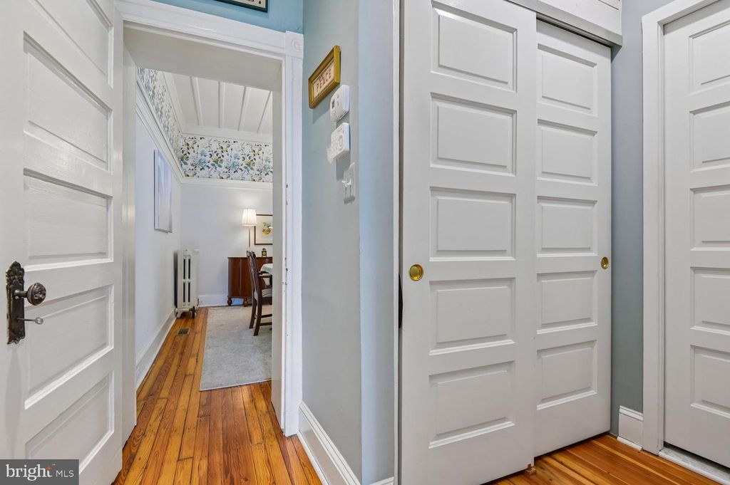 Image 16 of property listing at 335 WARREN AVE, Baltimore, MD 21230