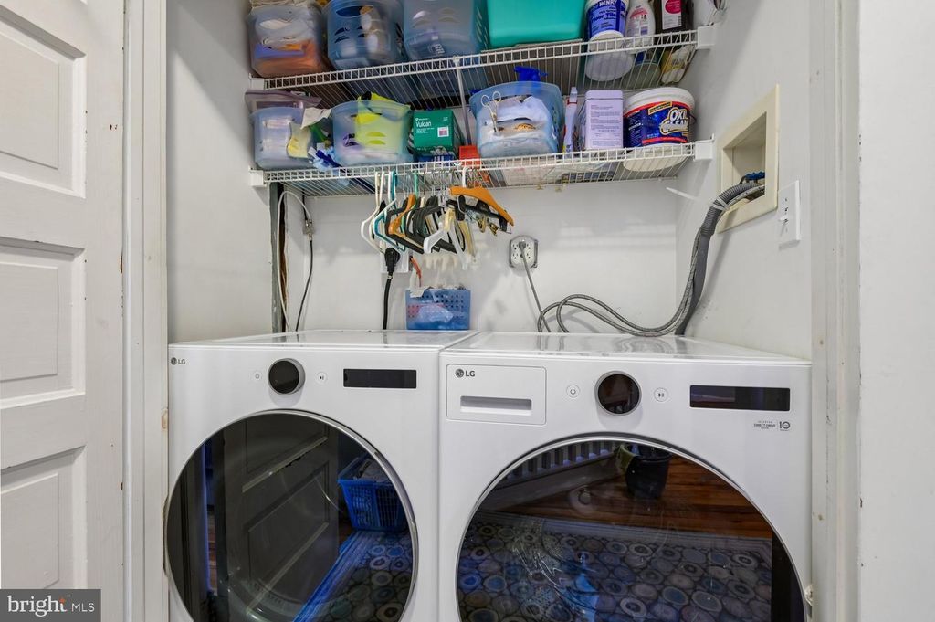 Image 33 of property listing at 335 WARREN AVE, Baltimore, MD 21230