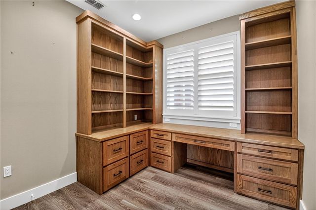 701 South Metz St, Orange Grove, TX 78372