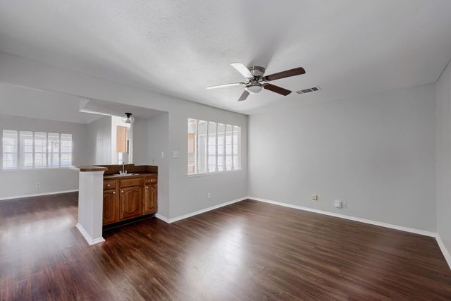 1005 Whitewater Trail, Desoto, TX 75115