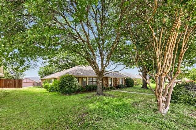 1005 Whitewater Trail, Desoto, TX 75115