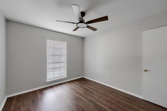 1005 Whitewater Trail, Desoto, TX 75115