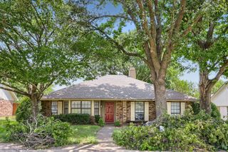 1005 Whitewater Trail, Desoto, TX 75115