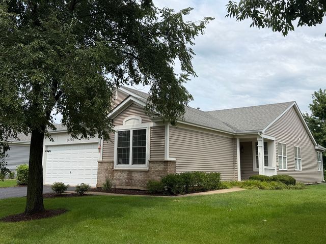 21226 Lily Lake Lane, Crest Hill, IL 60403