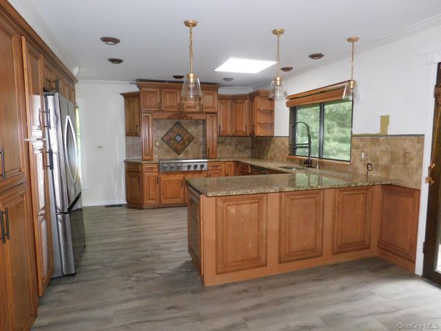 46 Mac Farlane Road, Wappingers Falls, NY 12590