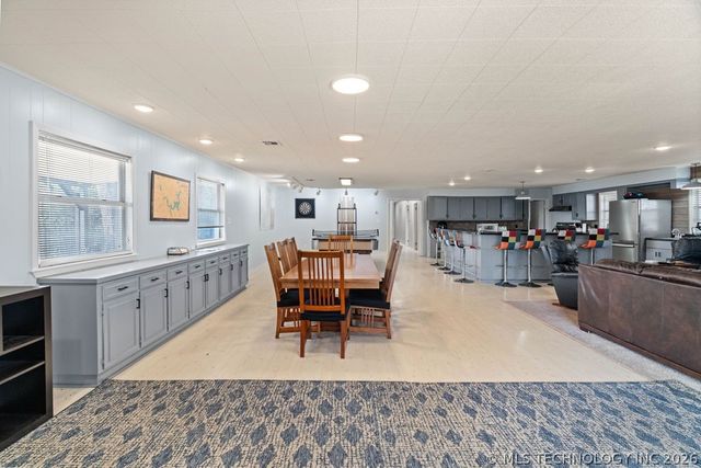 7386 Sooner Road, Kingston, OK 73439