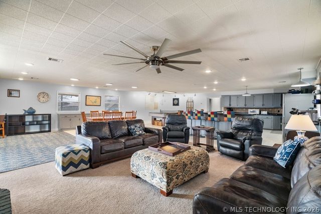 7386 Sooner Road, Kingston, OK 73439