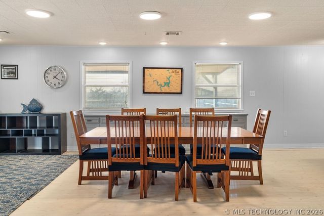 7386 Sooner Road, Kingston, OK 73439