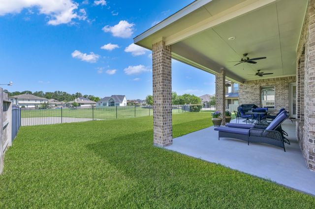 4906 Tres Lagos Drive, Spring, TX 77389