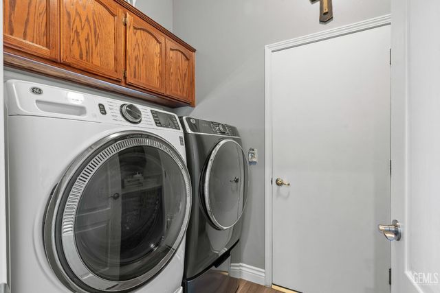 4107 Rock Lake Drive, Bakersfield, CA 93313