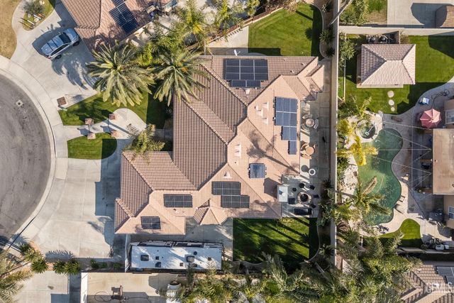 4107 Rock Lake Drive, Bakersfield, CA 93313