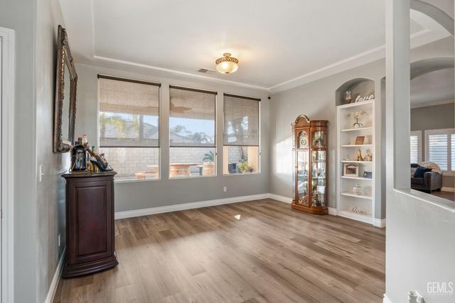 4107 Rock Lake Drive, Bakersfield, CA 93313