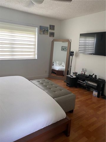 401 SW 86th Ave 103, Pembroke Pines, FL 33025