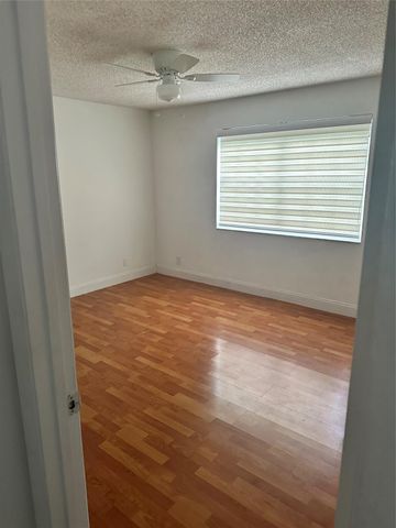 401 SW 86th Ave 103, Pembroke Pines, FL 33025