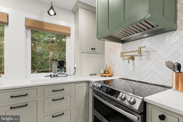 9481 GRECO GARTH, Columbia, MD 21045