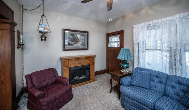 3543 Queen Avenue N, Minneapolis, MN 55412