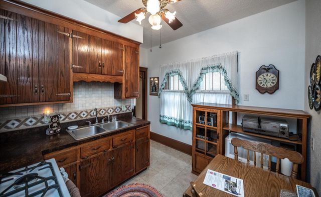 3543 Queen Avenue N, Minneapolis, MN 55412