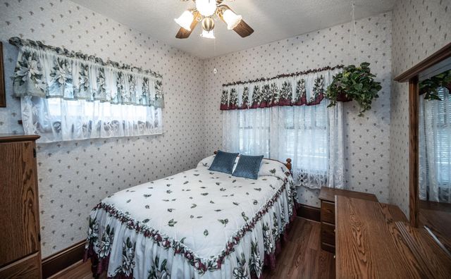 3543 Queen Avenue N, Minneapolis, MN 55412