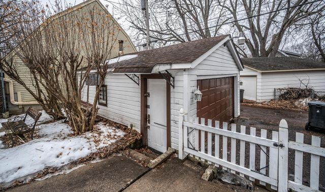 3543 Queen Avenue N, Minneapolis, MN 55412