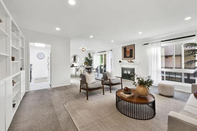 1127 E Del Mar Boulevard 334, Pasadena, CA 91106