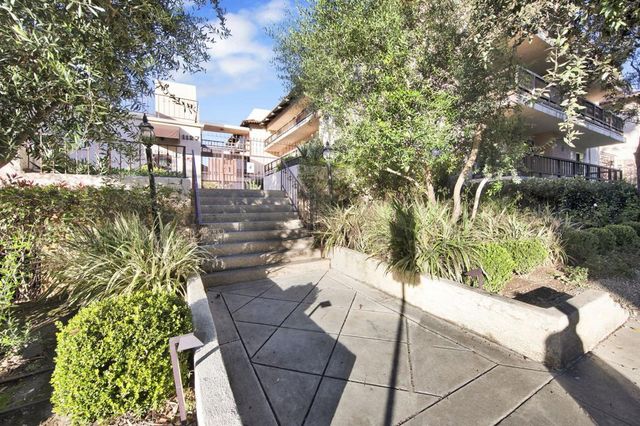 1127 E Del Mar Boulevard 334, Pasadena, CA 91106