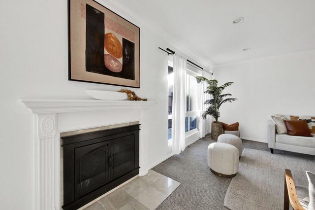 1127 E Del Mar Boulevard 334, Pasadena, CA 91106