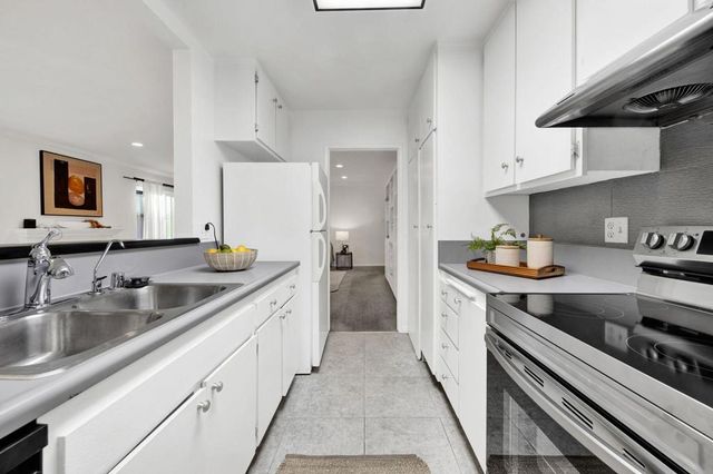 1127 E Del Mar Boulevard 334, Pasadena, CA 91106