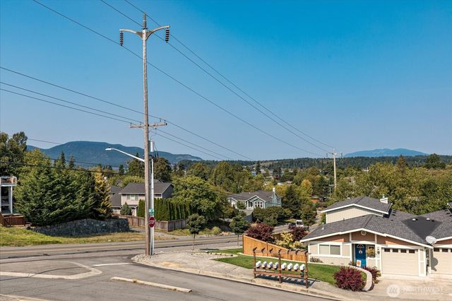 2119 20th Street, Anacortes, WA 98221