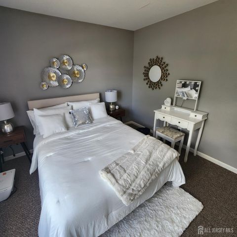 1325 Fernwood Court, New Brunswick, NJ 08901