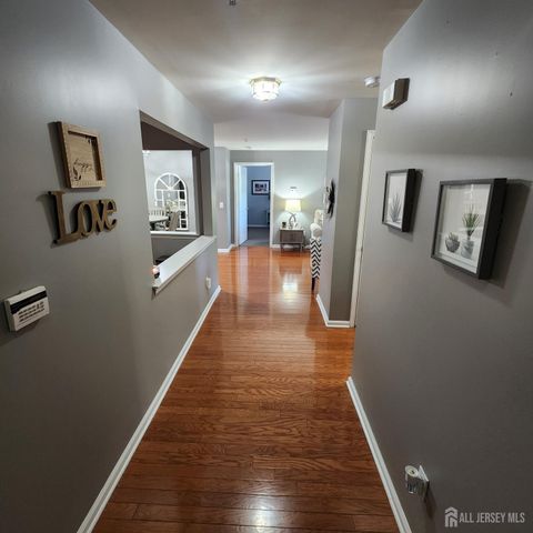 1325 Fernwood Court, New Brunswick, NJ 08901