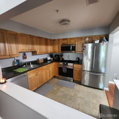 1325 Fernwood Court, New Brunswick, NJ 08901