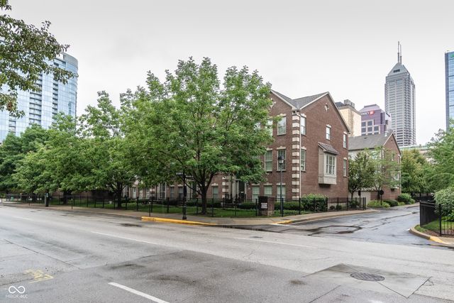 222 N New Jersey Street, Indianapolis, IN 46204