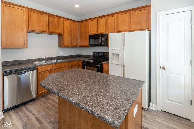 222 N New Jersey Street, Indianapolis, IN 46204