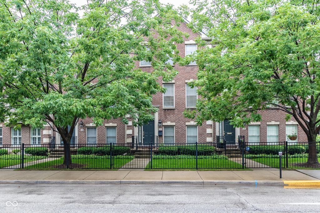 222 N New Jersey Street, Indianapolis, IN 46204