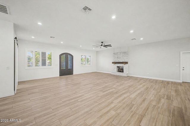 5015 W OLNEY Avenue, Laveen, AZ 85339