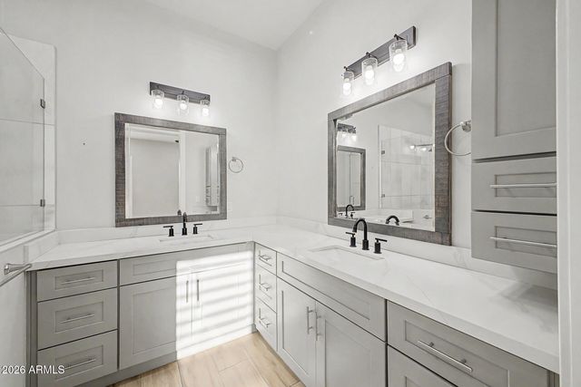 5015 W OLNEY Avenue, Laveen, AZ 85339