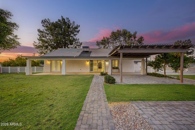 5015 W OLNEY Avenue, Laveen, AZ 85339