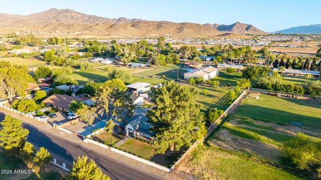 5015 W OLNEY Avenue, Laveen, AZ 85339