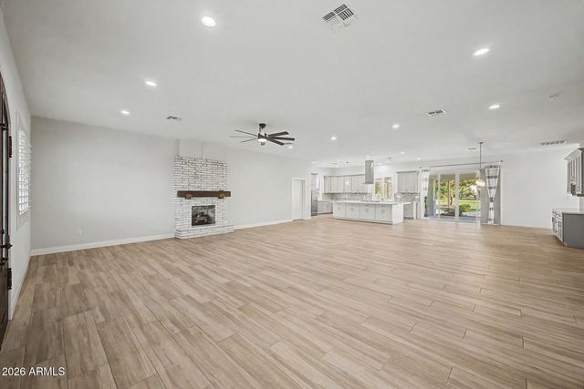 5015 W OLNEY Avenue, Laveen, AZ 85339
