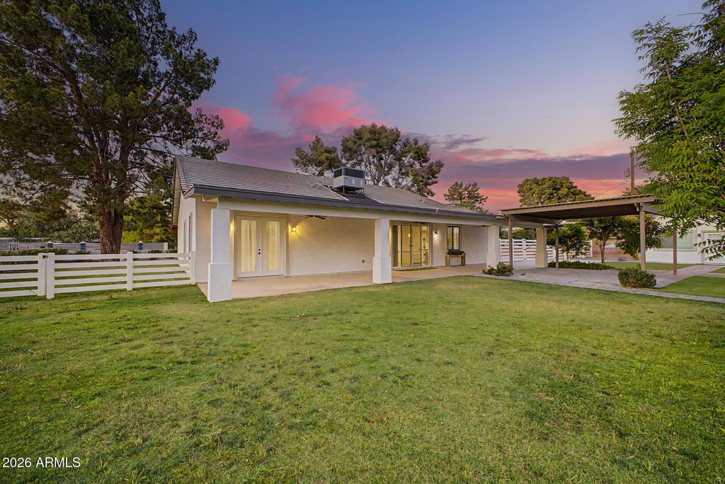 Image 37 of property listing at 5015 W OLNEY Avenue, Laveen, AZ 85339