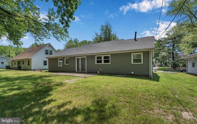 20 EXECUTIVE LN, Willingboro, NJ 08046