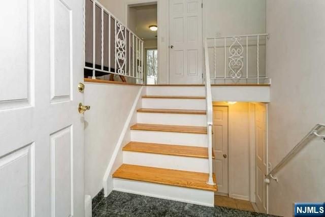 165 Grant Avenue, Cresskill, NJ 07626