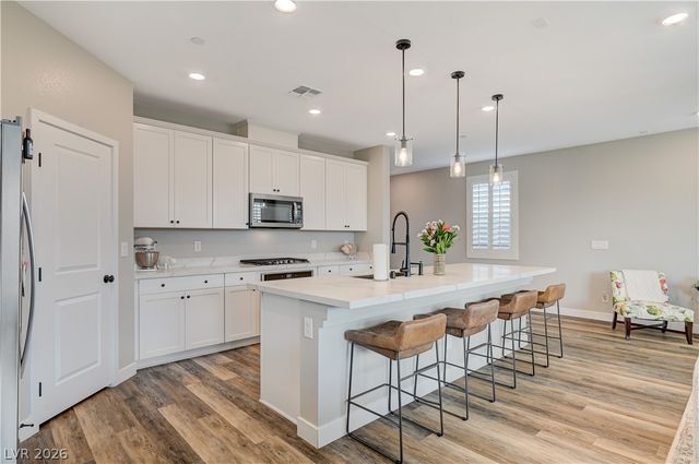2571 Boboviste Street, Henderson, NV 89044